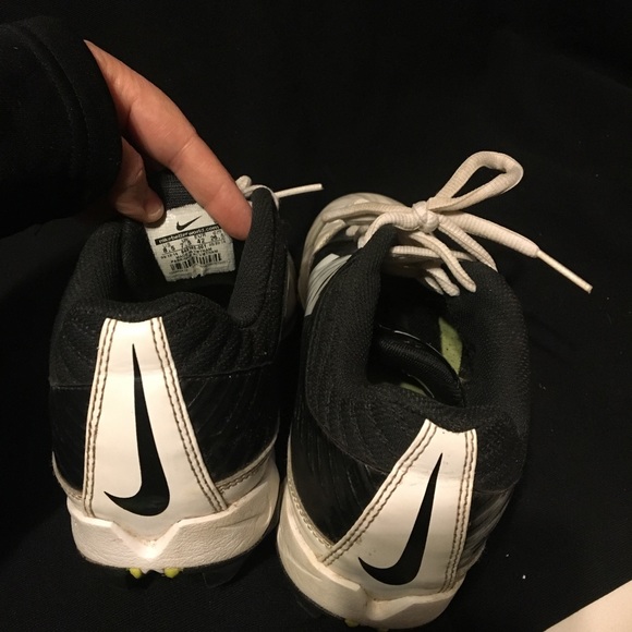 MEN’S 8.5 NIKE VAPOR SHARK FOOTBALL CLEATS - Picture 5 of 6